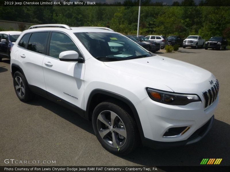 Bright White / Black 2019 Jeep Cherokee Limited 4x4