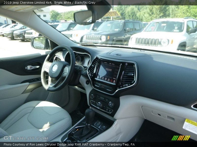 Bright White / Black/Ski Grey 2019 Jeep Cherokee Limited 4x4