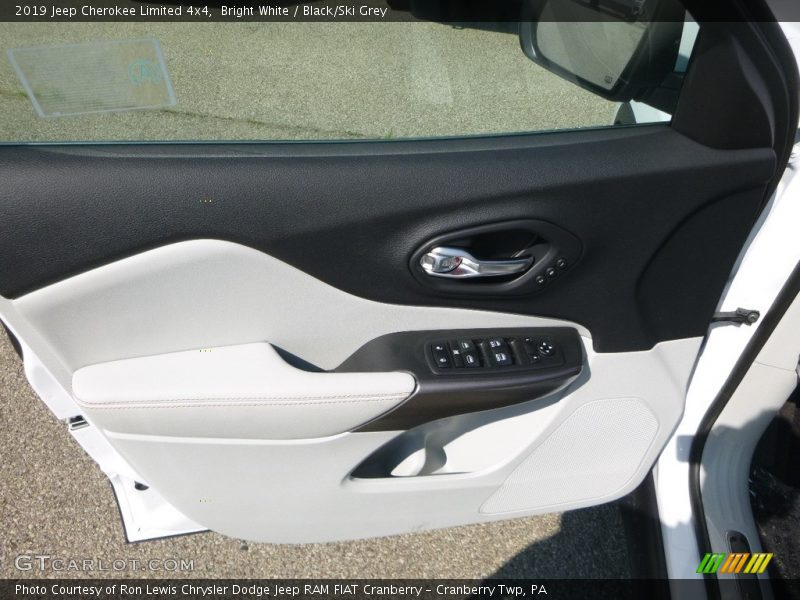 Bright White / Black/Ski Grey 2019 Jeep Cherokee Limited 4x4