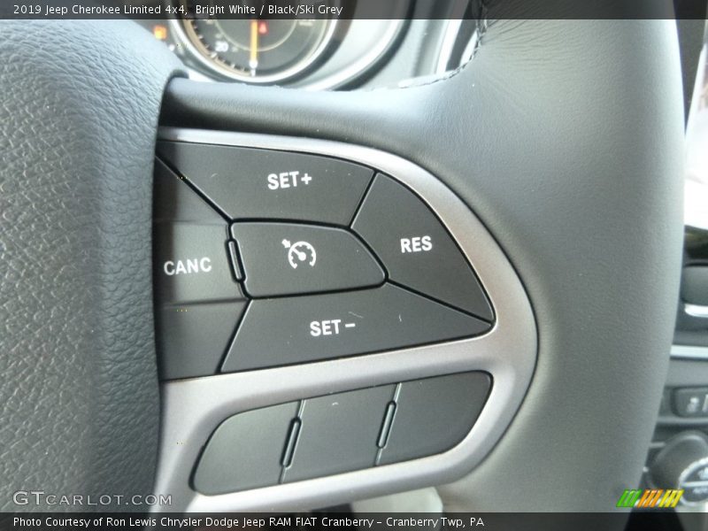 Bright White / Black/Ski Grey 2019 Jeep Cherokee Limited 4x4