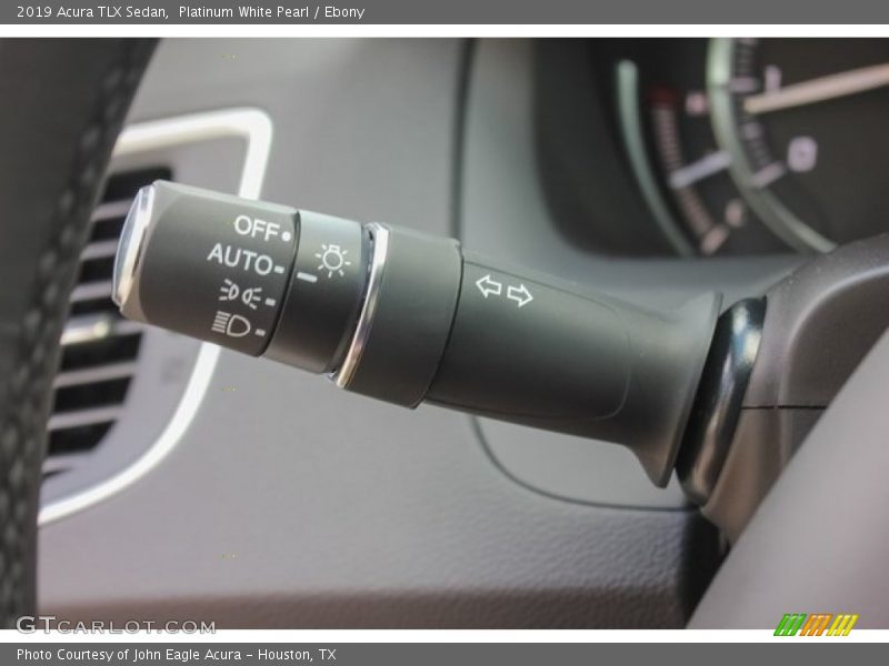 Platinum White Pearl / Ebony 2019 Acura TLX Sedan