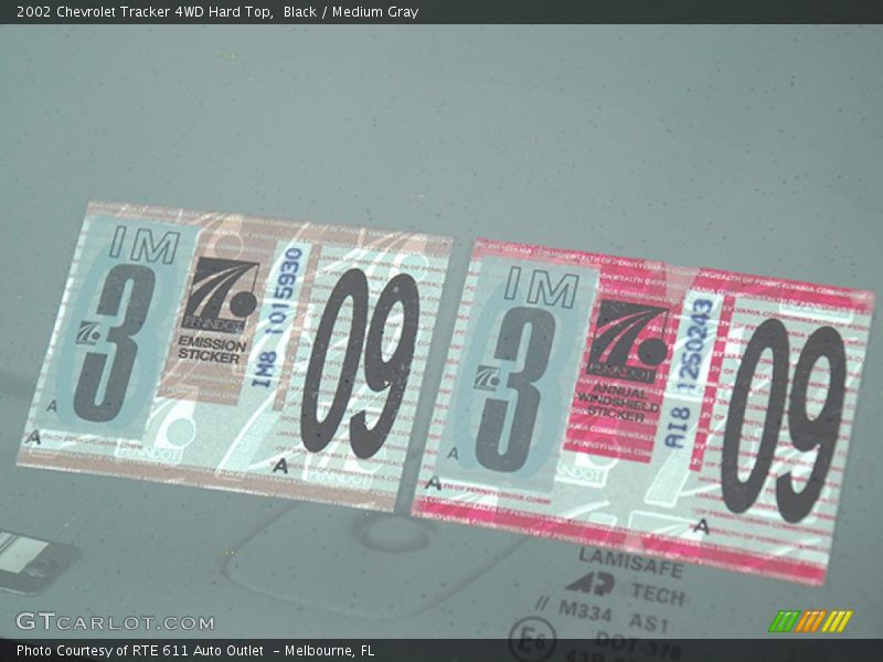 Black / Medium Gray 2002 Chevrolet Tracker 4WD Hard Top