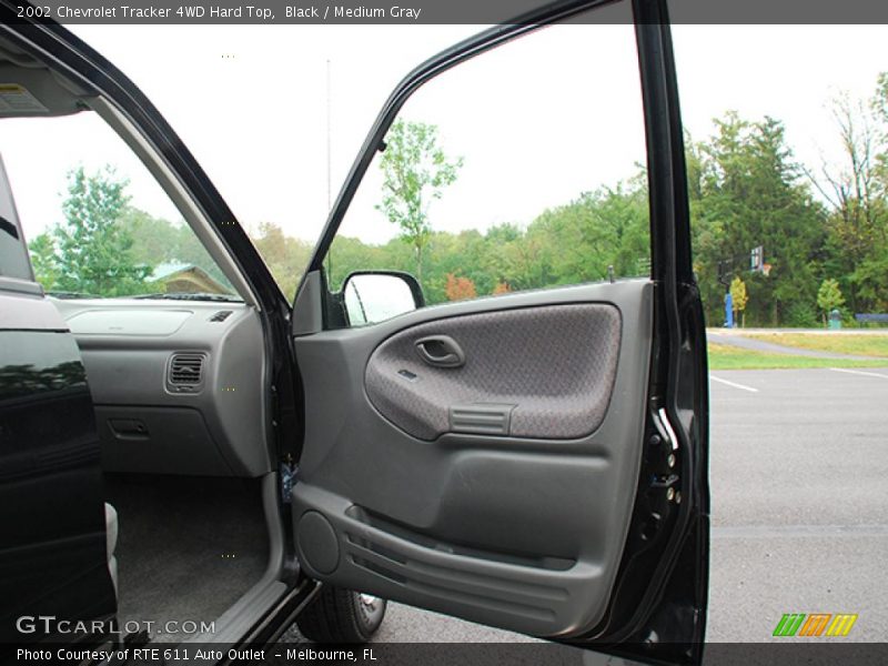 Black / Medium Gray 2002 Chevrolet Tracker 4WD Hard Top