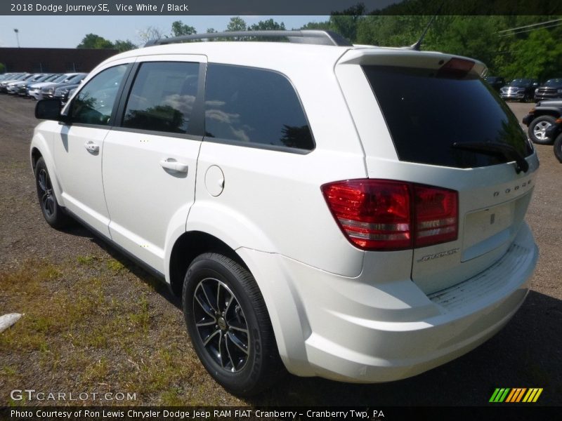 Vice White / Black 2018 Dodge Journey SE