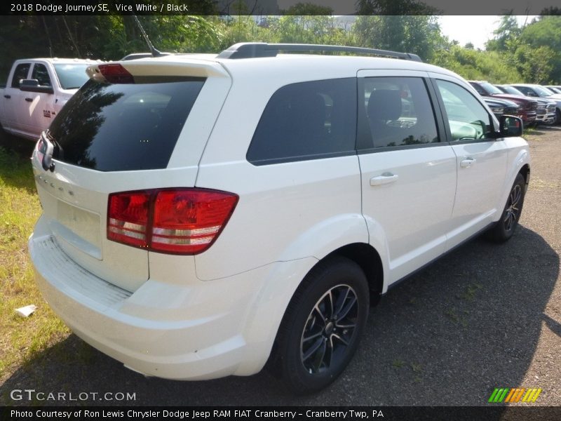 Vice White / Black 2018 Dodge Journey SE