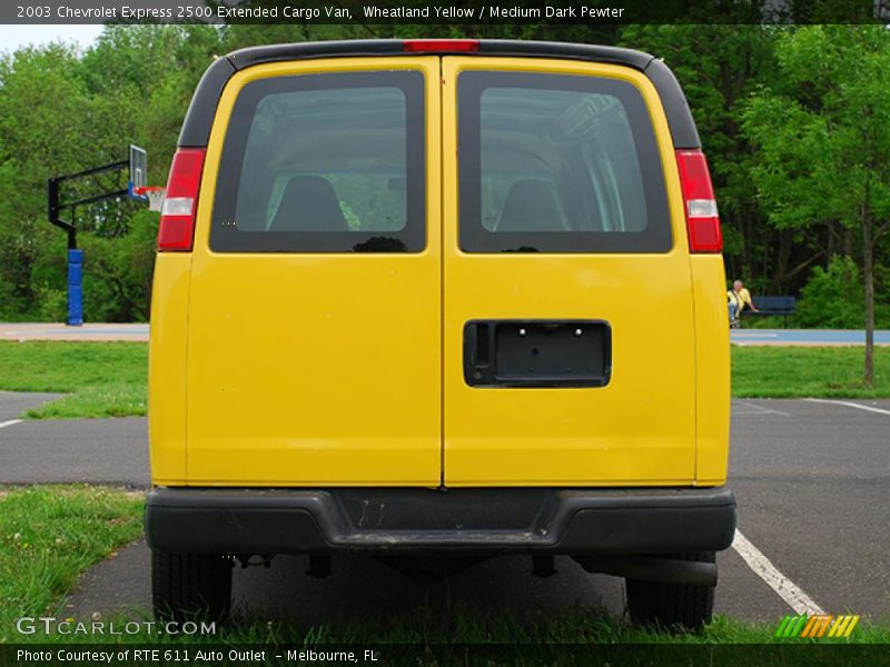 Wheatland Yellow / Medium Dark Pewter 2003 Chevrolet Express 2500 Extended Cargo Van