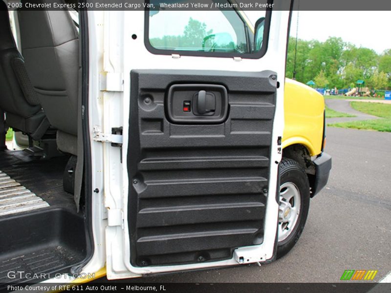 Wheatland Yellow / Medium Dark Pewter 2003 Chevrolet Express 2500 Extended Cargo Van