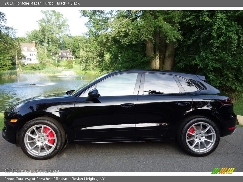 Black / Black 2016 Porsche Macan Turbo