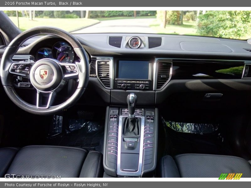 Black / Black 2016 Porsche Macan Turbo