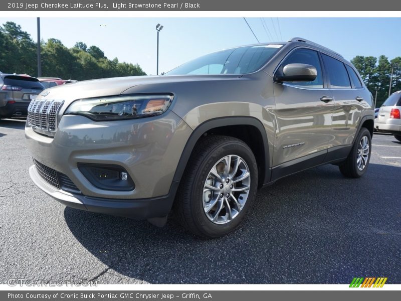 Light Brownstone Pearl / Black 2019 Jeep Cherokee Latitude Plus