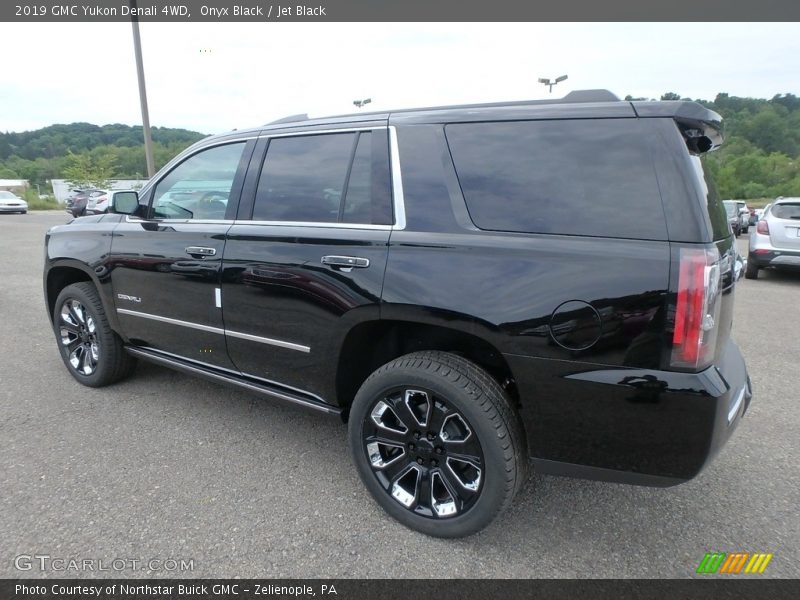 Onyx Black / Jet Black 2019 GMC Yukon Denali 4WD