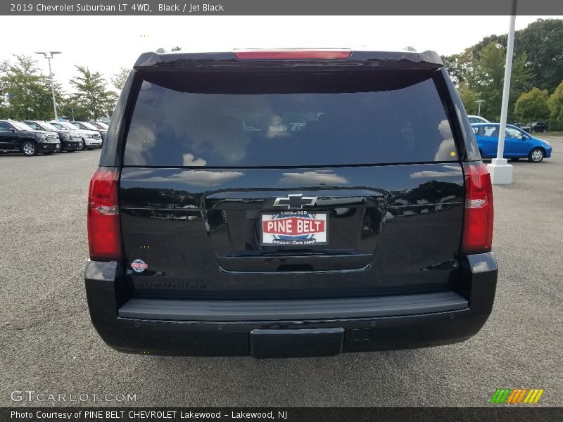 Black / Jet Black 2019 Chevrolet Suburban LT 4WD