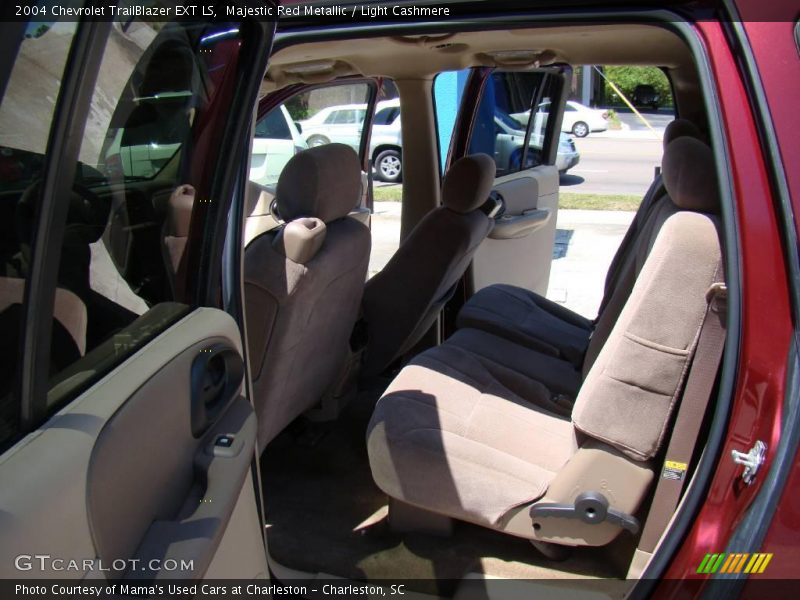 Majestic Red Metallic / Light Cashmere 2004 Chevrolet TrailBlazer EXT LS