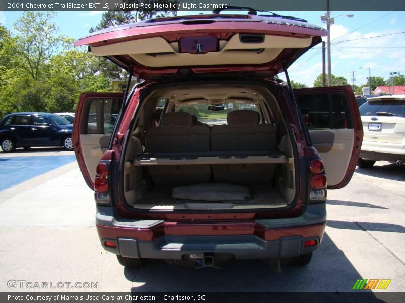 Majestic Red Metallic / Light Cashmere 2004 Chevrolet TrailBlazer EXT LS