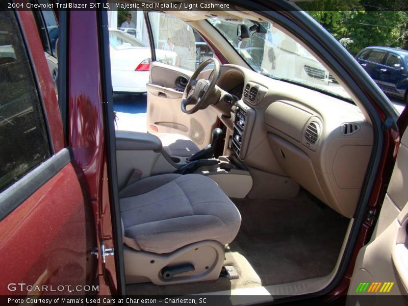 Majestic Red Metallic / Light Cashmere 2004 Chevrolet TrailBlazer EXT LS