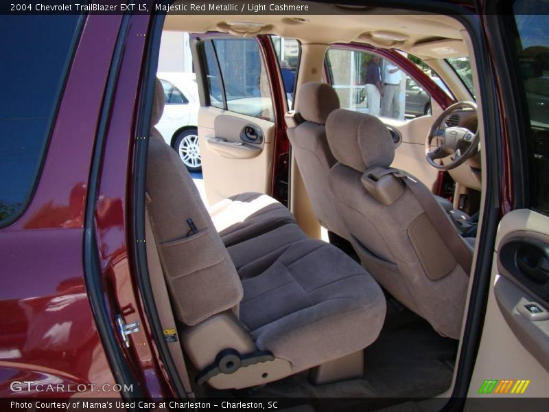 Majestic Red Metallic / Light Cashmere 2004 Chevrolet TrailBlazer EXT LS