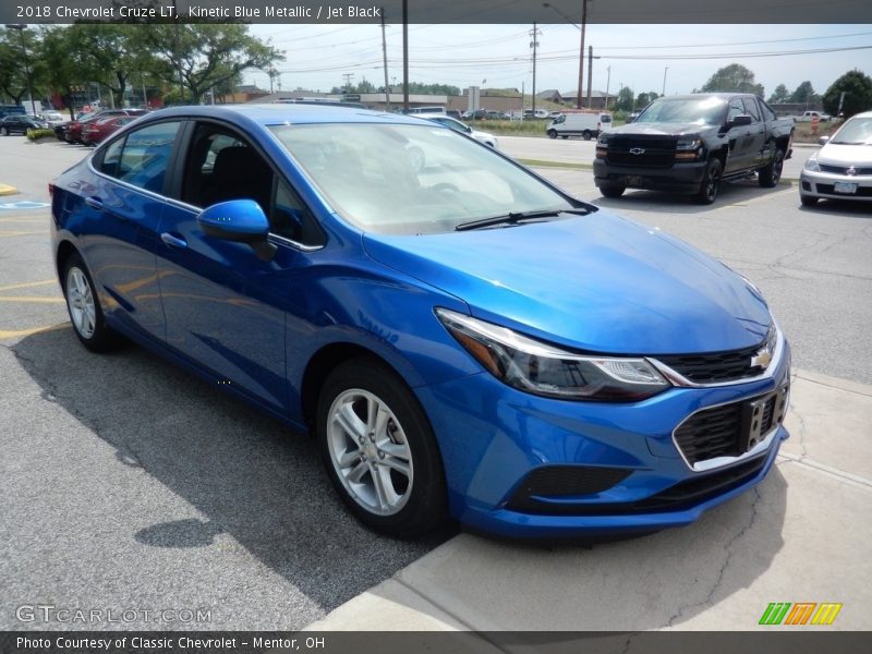 Kinetic Blue Metallic / Jet Black 2018 Chevrolet Cruze LT