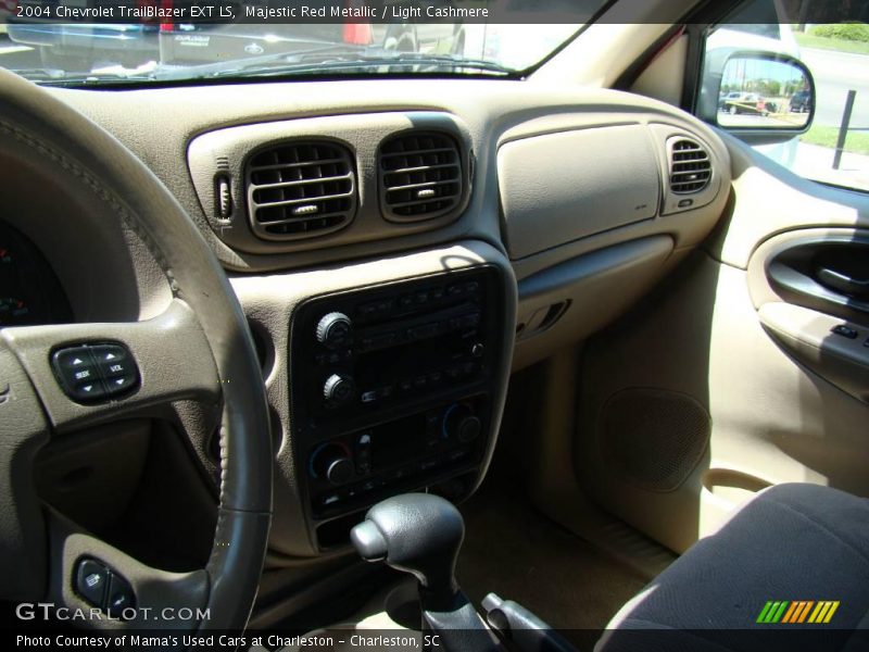 Majestic Red Metallic / Light Cashmere 2004 Chevrolet TrailBlazer EXT LS