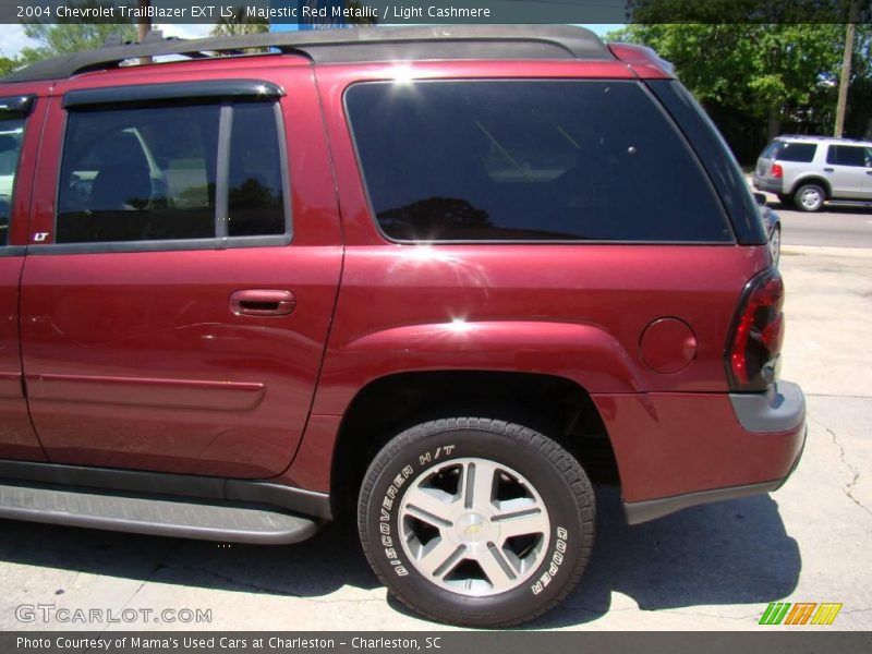 Majestic Red Metallic / Light Cashmere 2004 Chevrolet TrailBlazer EXT LS
