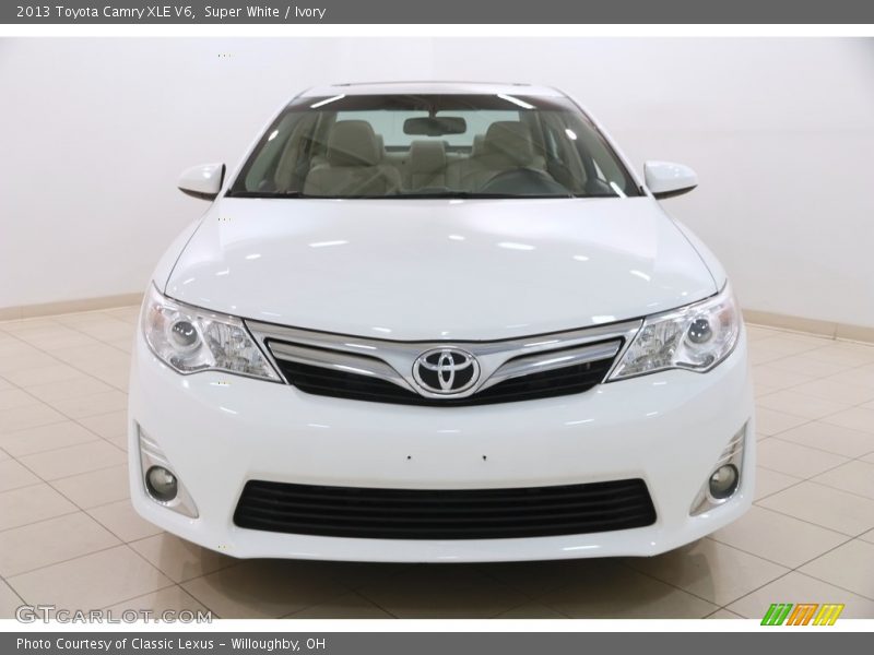 Super White / Ivory 2013 Toyota Camry XLE V6