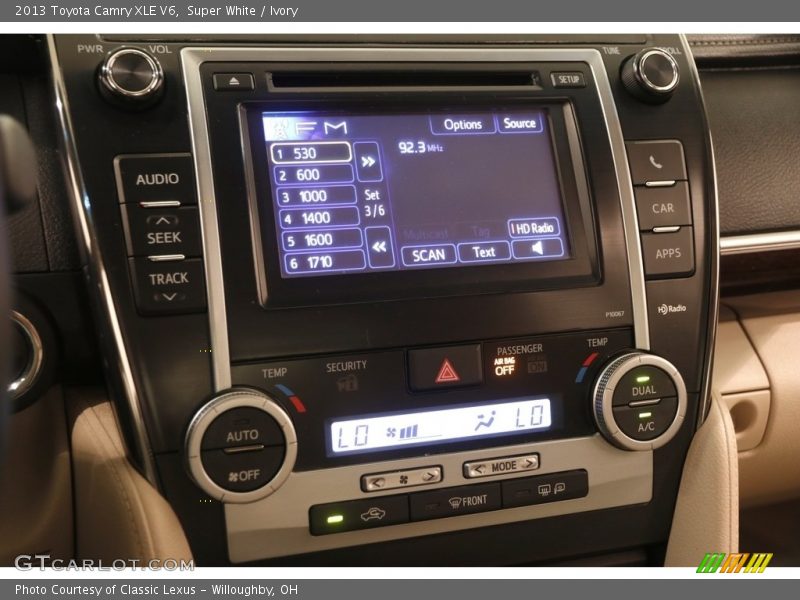 Super White / Ivory 2013 Toyota Camry XLE V6