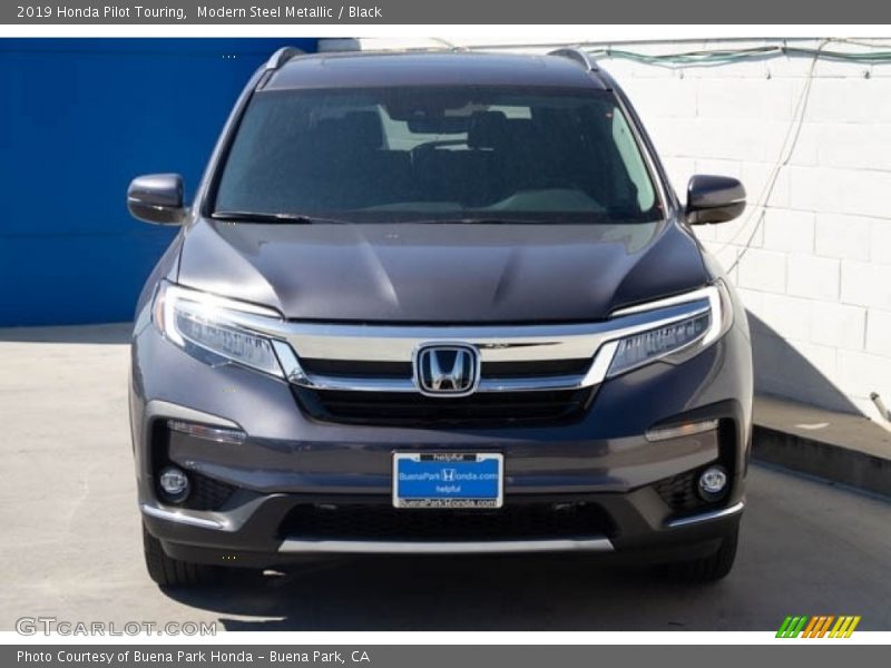 Modern Steel Metallic / Black 2019 Honda Pilot Touring