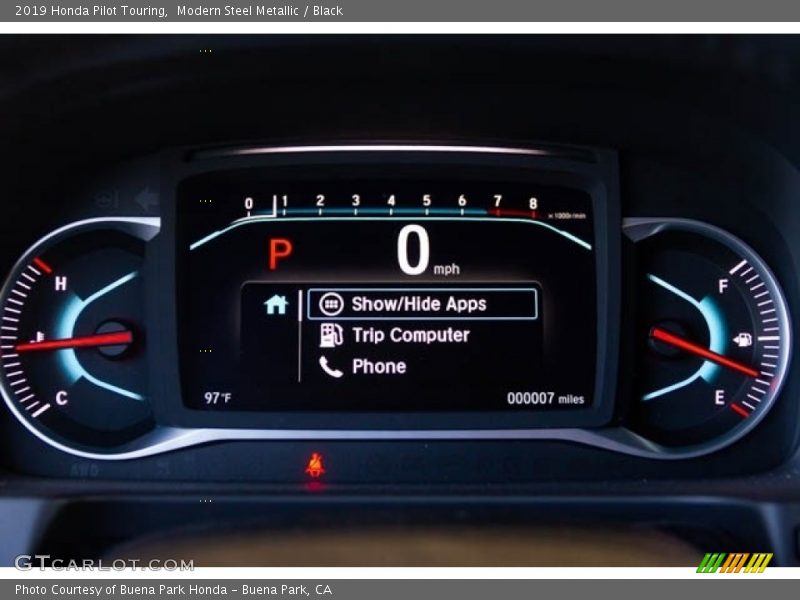 Modern Steel Metallic / Black 2019 Honda Pilot Touring