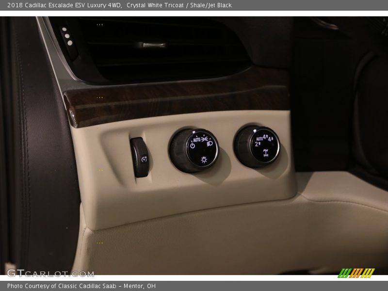 Crystal White Tricoat / Shale/Jet Black 2018 Cadillac Escalade ESV Luxury 4WD