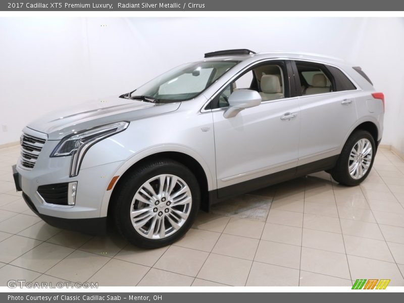 Radiant Silver Metallic / Cirrus 2017 Cadillac XT5 Premium Luxury