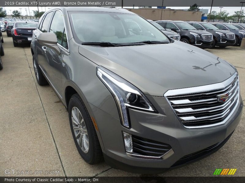 Bronze Dune Metallic / Cirrus 2019 Cadillac XT5 Luxury AWD