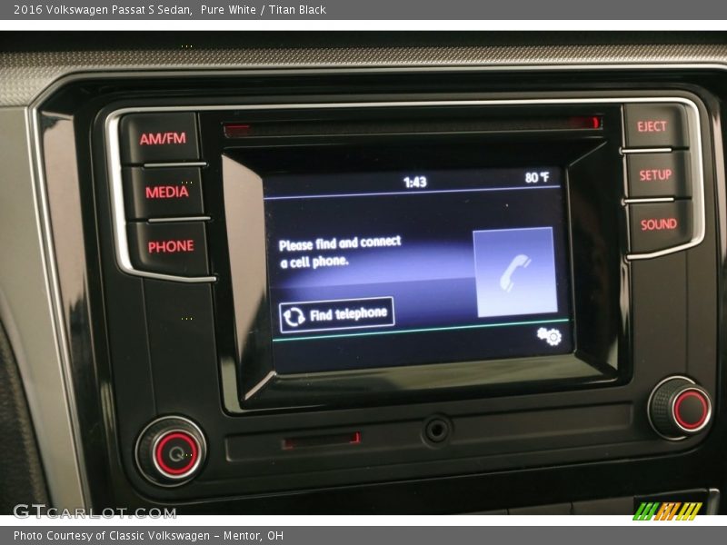 Pure White / Titan Black 2016 Volkswagen Passat S Sedan