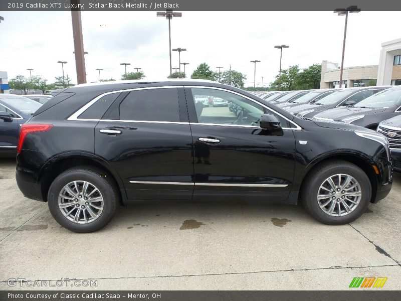  2019 XT5 Luxury Stellar Black Metallic