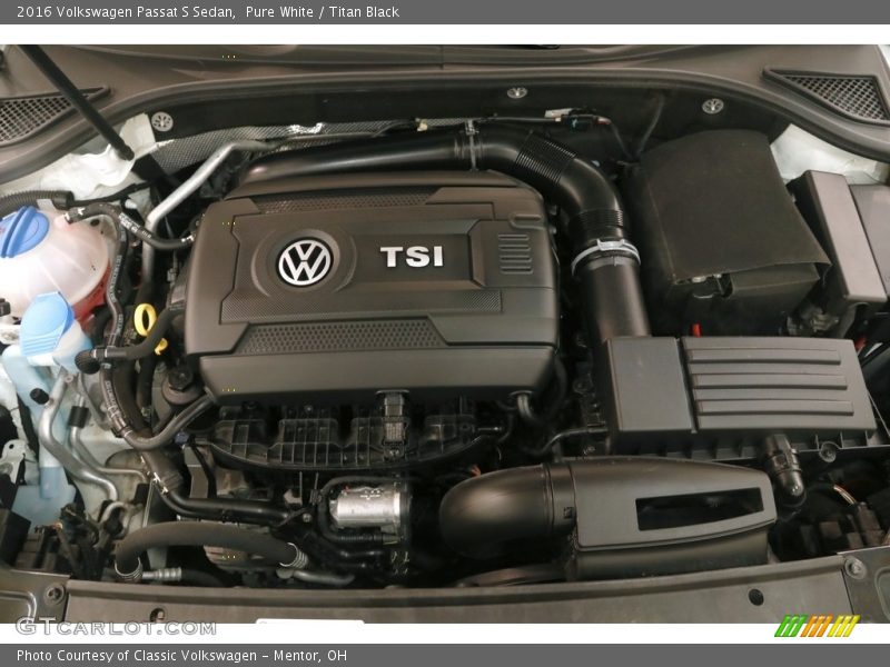 Pure White / Titan Black 2016 Volkswagen Passat S Sedan