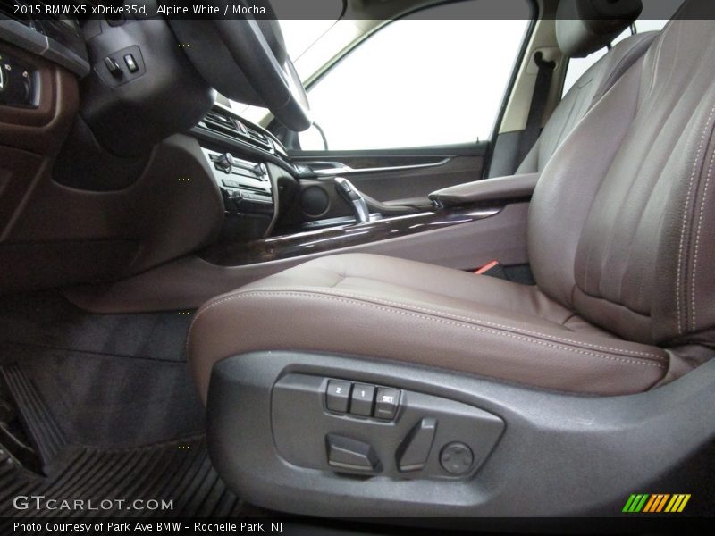 Alpine White / Mocha 2015 BMW X5 xDrive35d