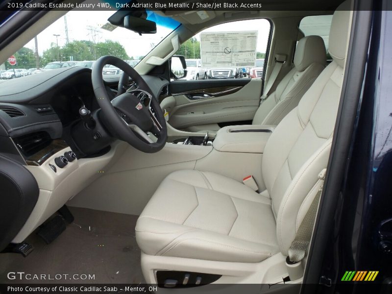  2019 Escalade Luxury 4WD Shale/Jet Black Accents Interior
