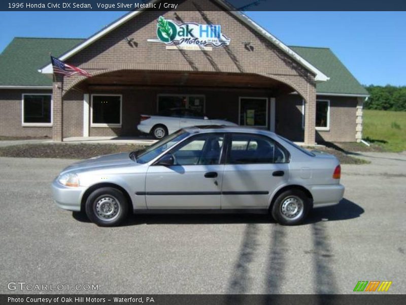 Vogue Silver Metallic / Gray 1996 Honda Civic DX Sedan