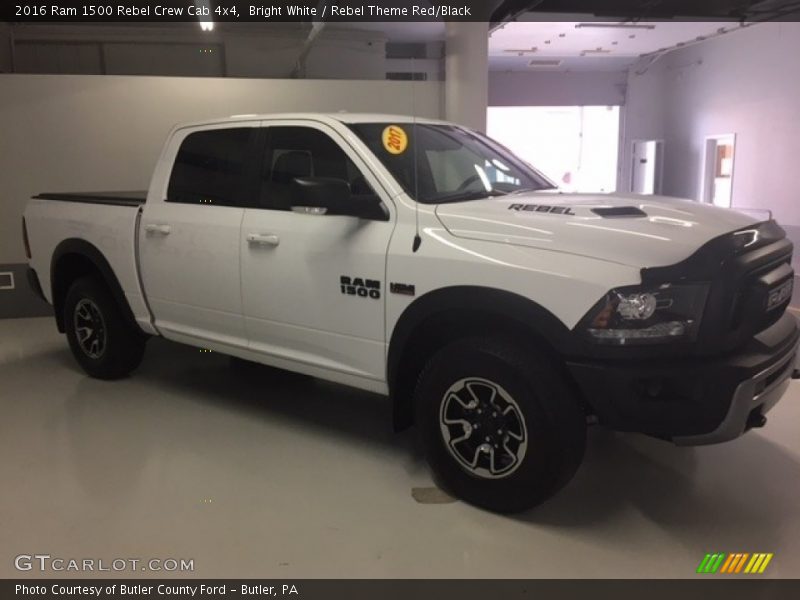 Bright White / Rebel Theme Red/Black 2016 Ram 1500 Rebel Crew Cab 4x4