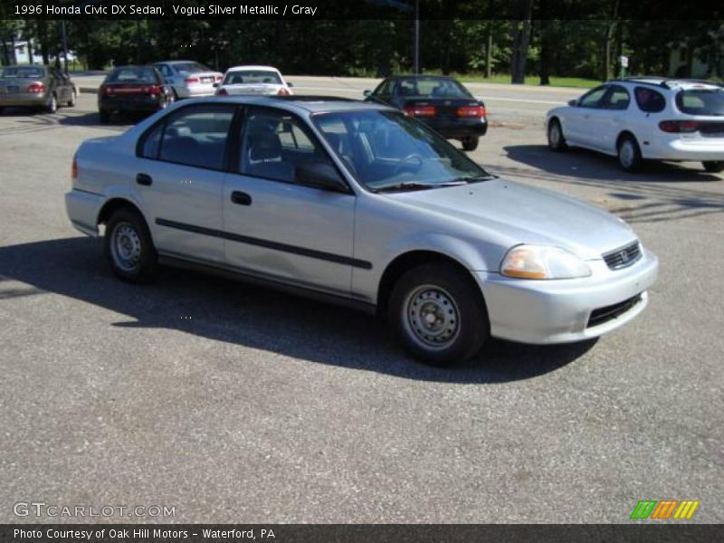 Vogue Silver Metallic / Gray 1996 Honda Civic DX Sedan