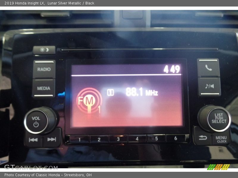 Lunar Silver Metallic / Black 2019 Honda Insight LX
