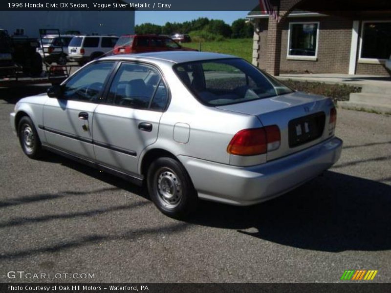 Vogue Silver Metallic / Gray 1996 Honda Civic DX Sedan
