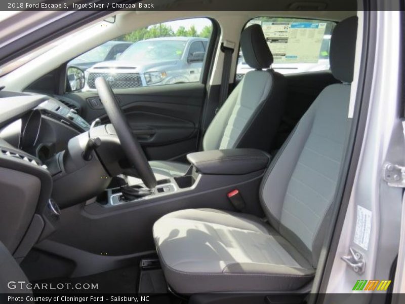 Ingot Silver / Charcoal Black 2018 Ford Escape S