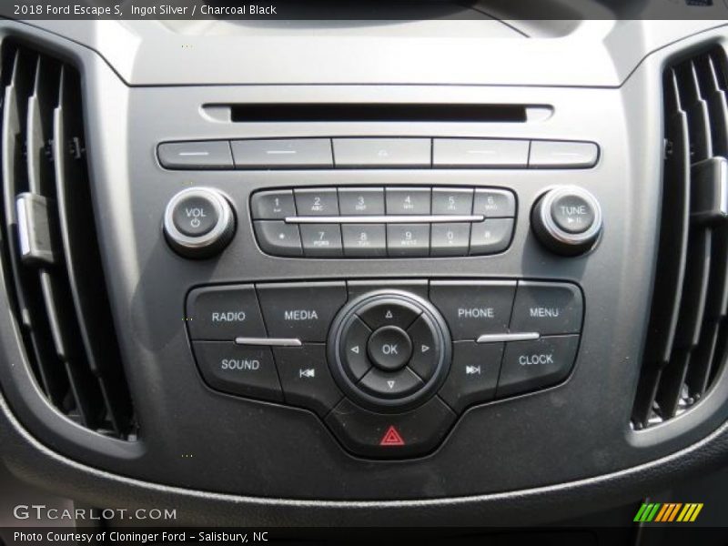 Ingot Silver / Charcoal Black 2018 Ford Escape S
