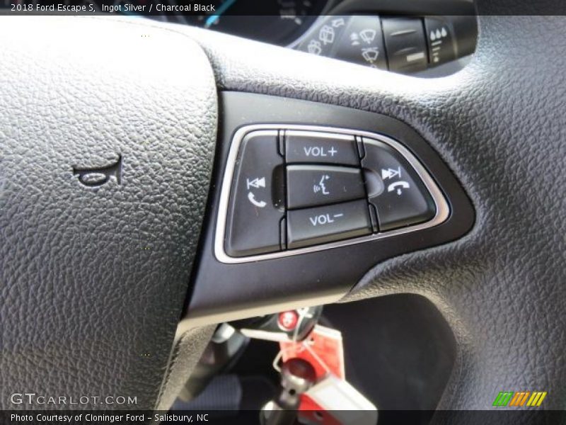 Ingot Silver / Charcoal Black 2018 Ford Escape S