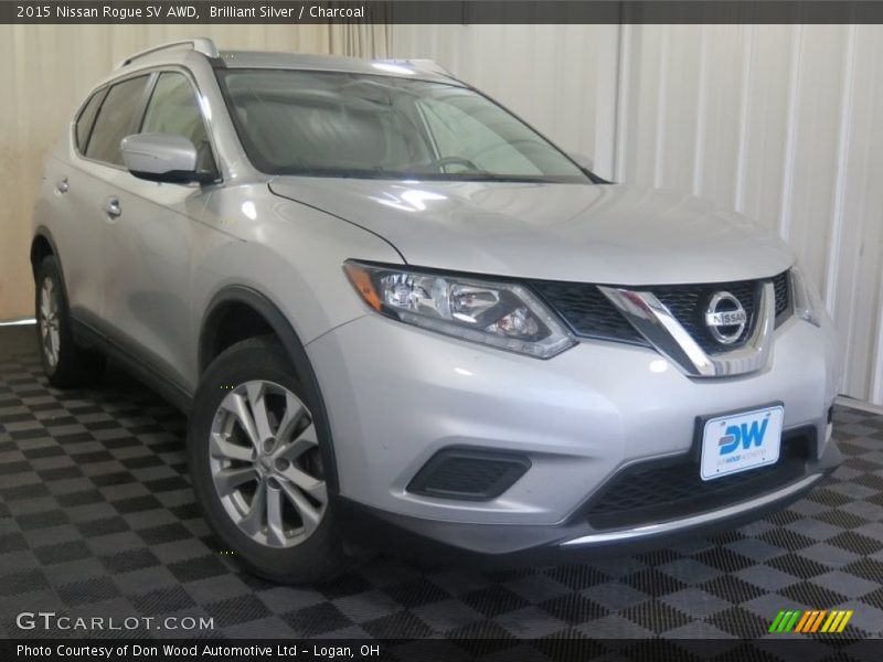 Brilliant Silver / Charcoal 2015 Nissan Rogue SV AWD