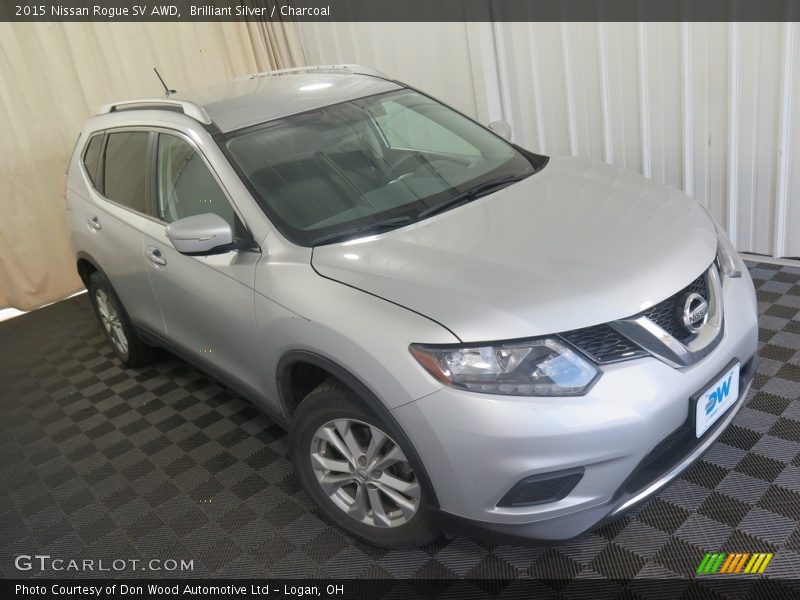 Brilliant Silver / Charcoal 2015 Nissan Rogue SV AWD