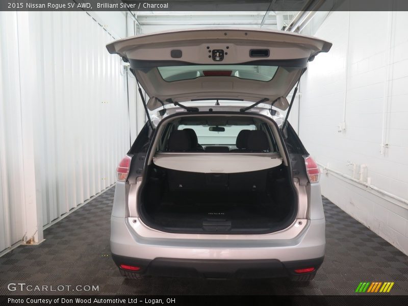 Brilliant Silver / Charcoal 2015 Nissan Rogue SV AWD