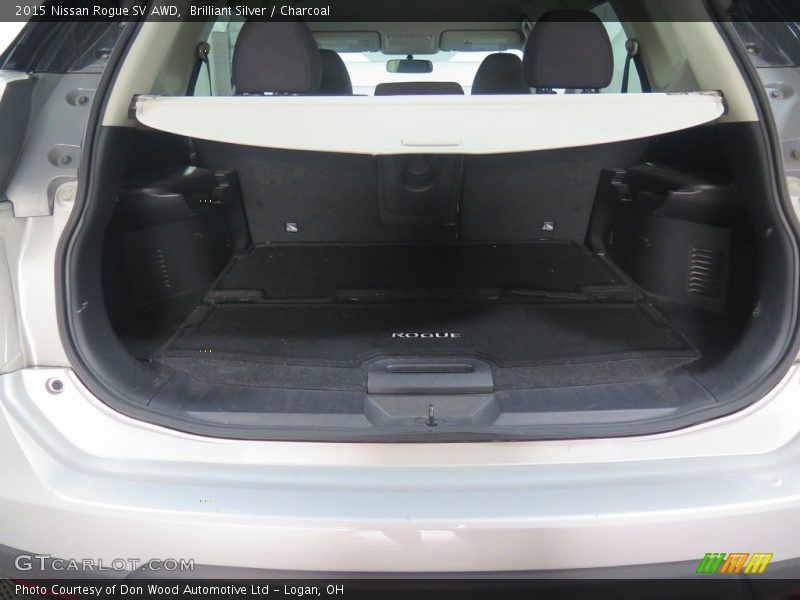 Brilliant Silver / Charcoal 2015 Nissan Rogue SV AWD