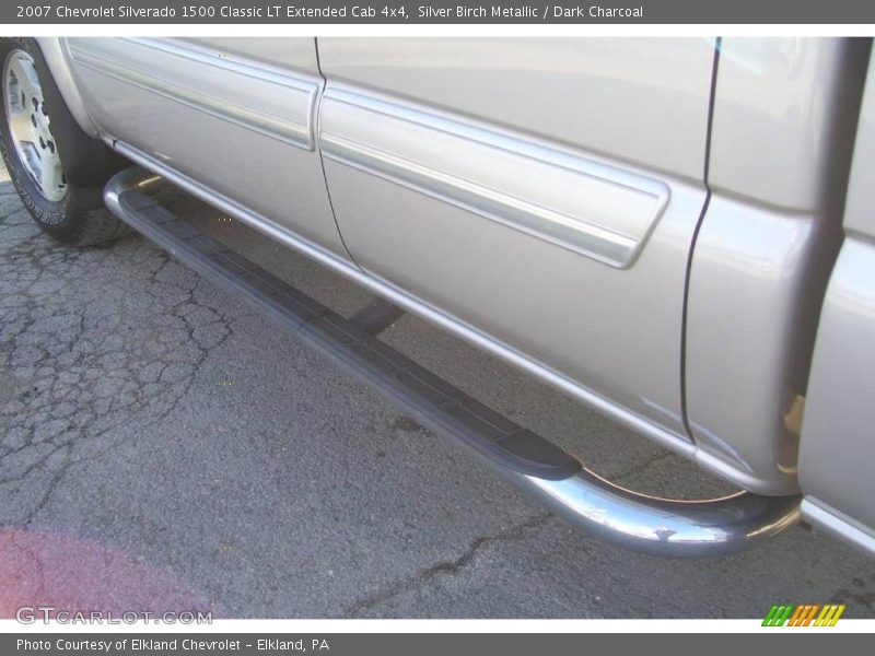 Silver Birch Metallic / Dark Charcoal 2007 Chevrolet Silverado 1500 Classic LT Extended Cab 4x4