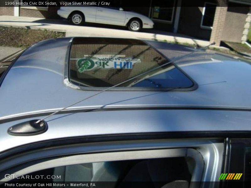 Vogue Silver Metallic / Gray 1996 Honda Civic DX Sedan