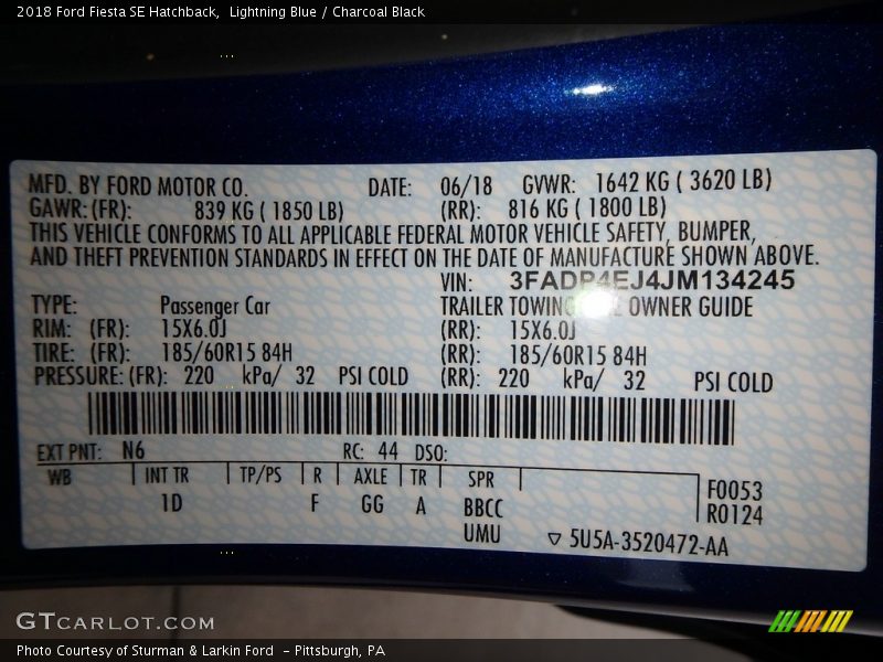 Lightning Blue / Charcoal Black 2018 Ford Fiesta SE Hatchback